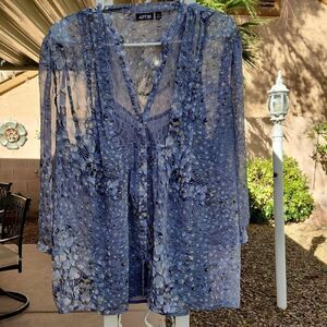 5/$15 Apt. 9 Blue Sheer Puff Sleeve Blouse Women's XL